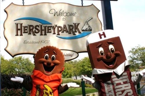 Welcome to Hersheypark Sign at Hersheypark in Hershey PA