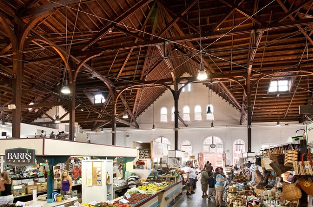 The Central Market comprises approximately 60 vendors who principally sell foodstuffs – fresh fruits and produce, meats, cheeses, fish and seafood and baked goods – and flowers. Products for sale come from Amish, Pennsylvania Dutch, German, Greek, Caribbean, Middle Eastern, and Slavic origins.